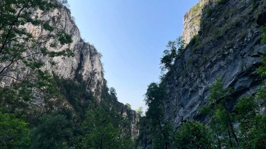 Gorge