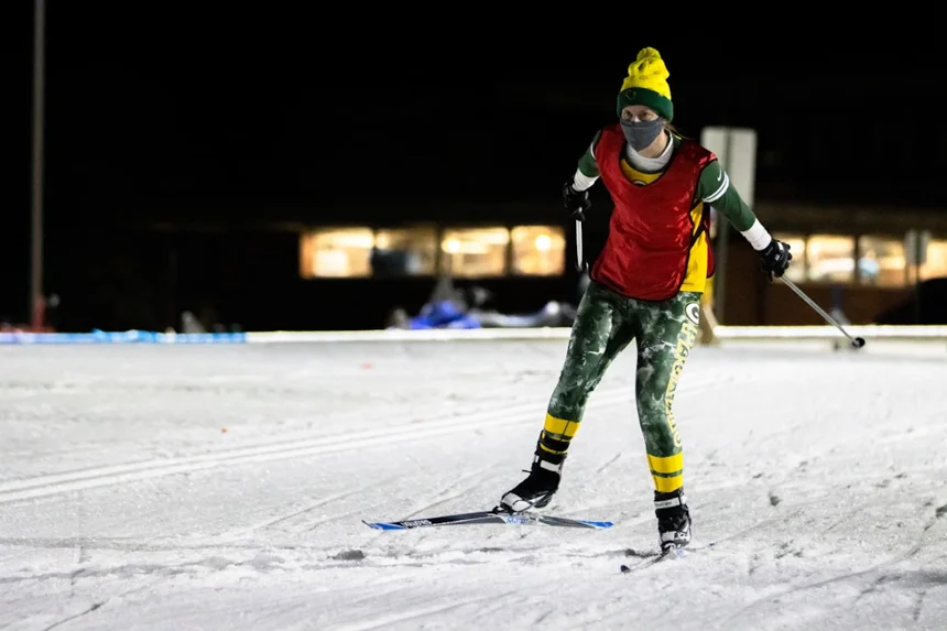 Ski.