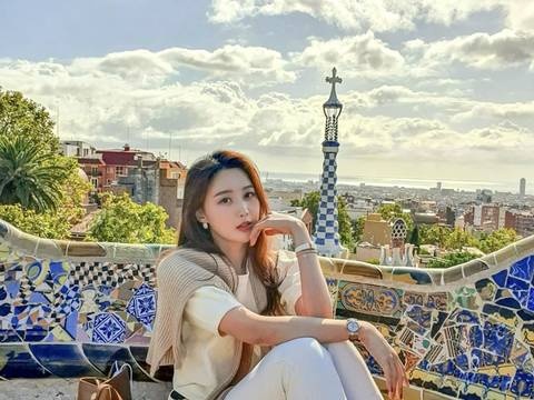 스페인 바르셀로나 가우디 반일 버스투어 여행, 반드시 경험해야 할 필수템