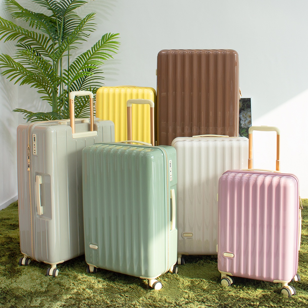 여행의 필수품 토부그 캐리어 마들렌 폴리카보네이트 확장형 20인치 사용 후기